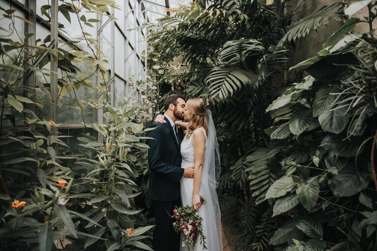 Oxford Botanic Gardens wedding